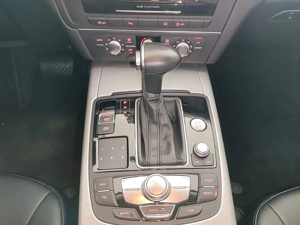 Audi A6L 2016 — Şəkil 14/20