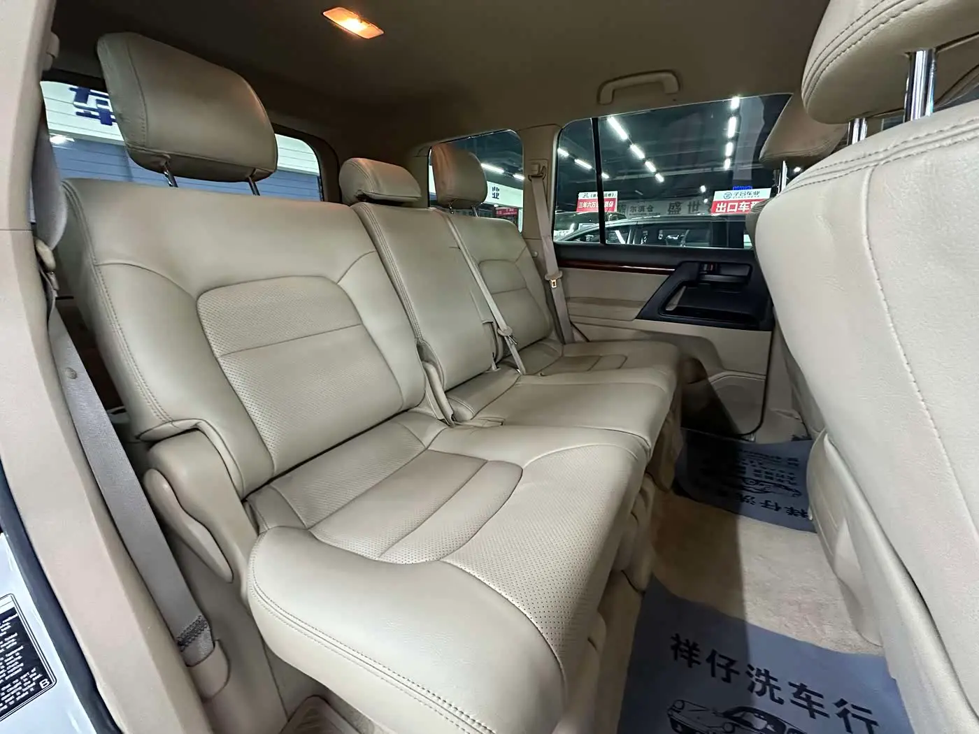 Toyota Land Cruiser 2016 — Фото 14/20
