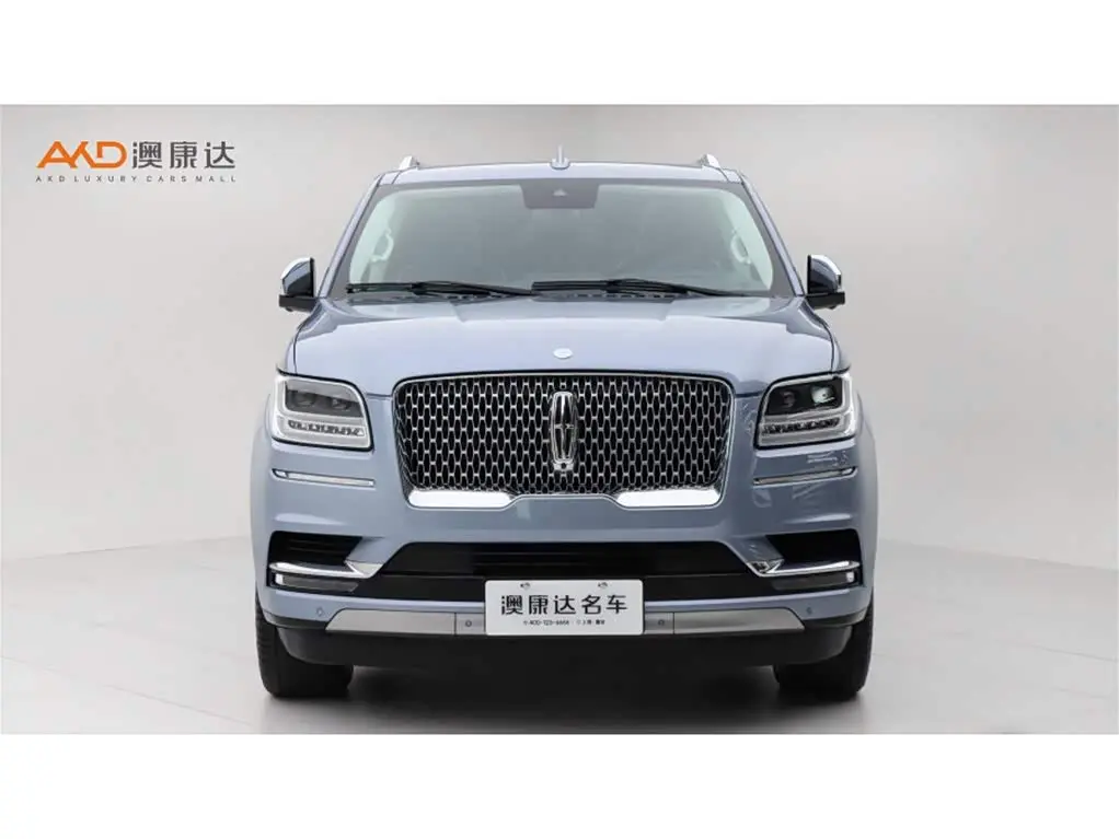 Lincoln Navigator 2021 — Photo 2/11