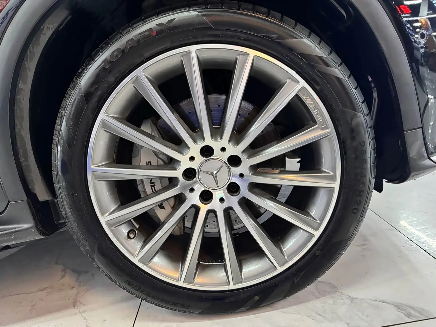 Mercedes-Benz GLC AMG 2019 — Photo 13/13