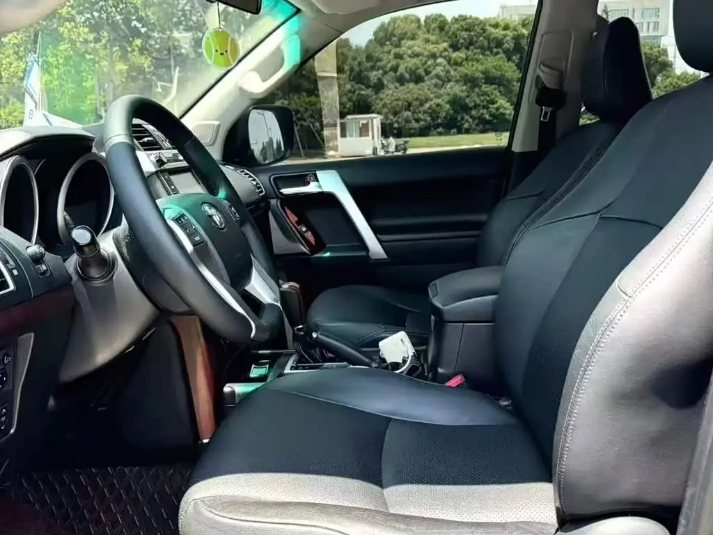 Toyota Prado 2015 — Фото 7/9