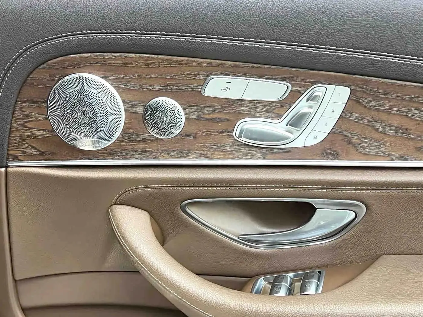 Mercedes-Benz E-Class 2020 — Фото 12/15