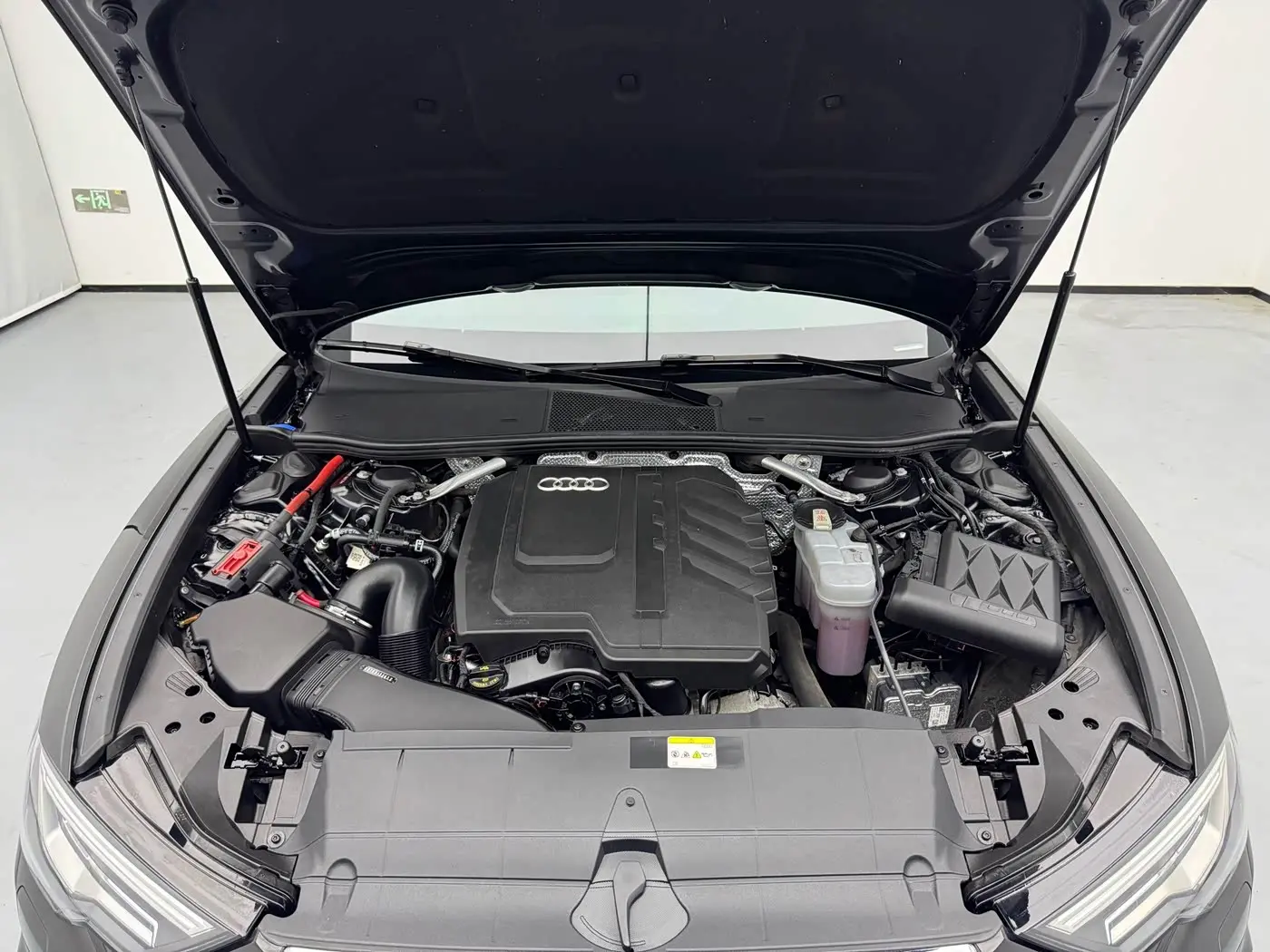 Audi A6L 2024 — Şəkil 3/17