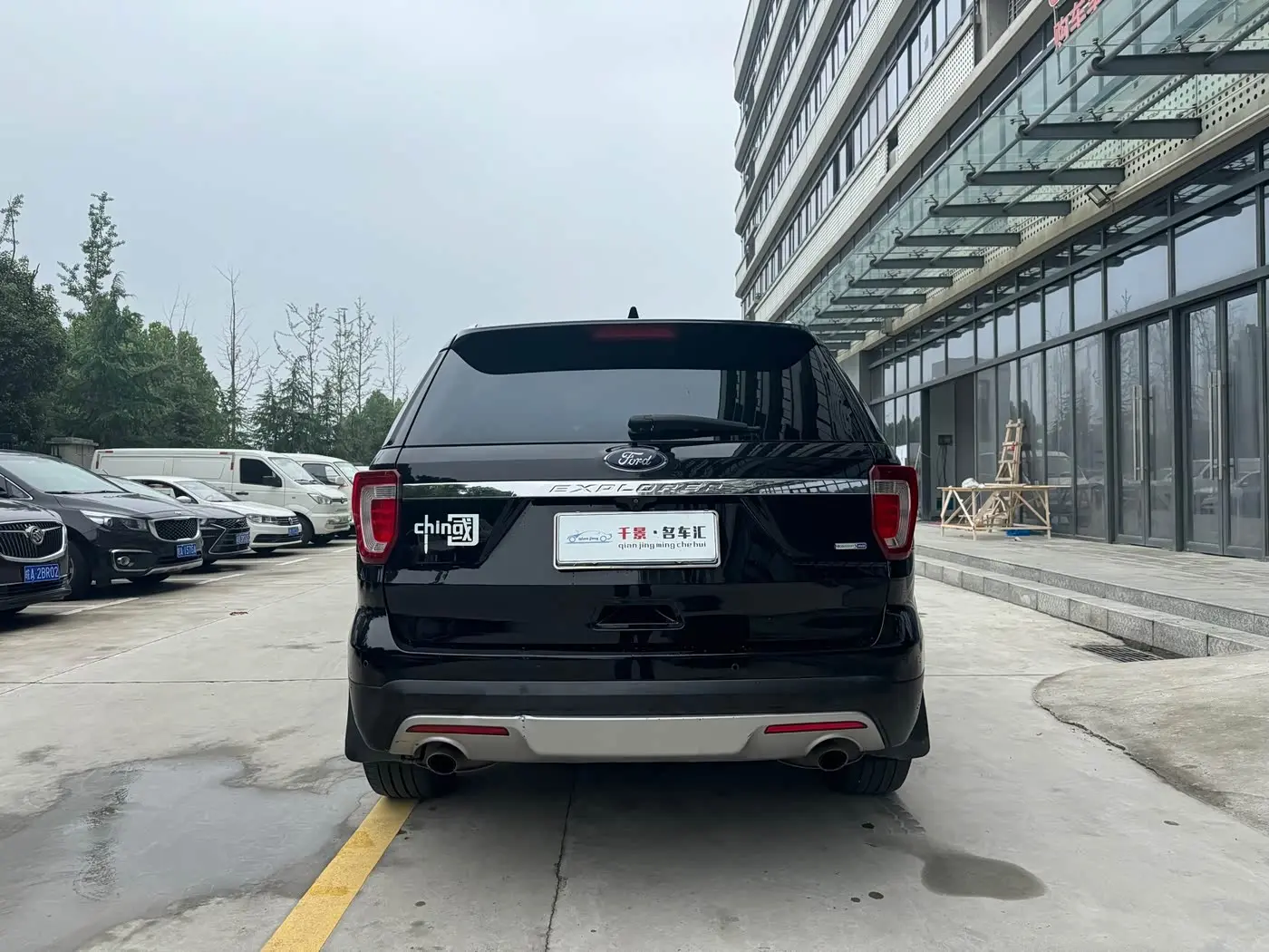 Ford Explorer 2019 — Photo 6/15