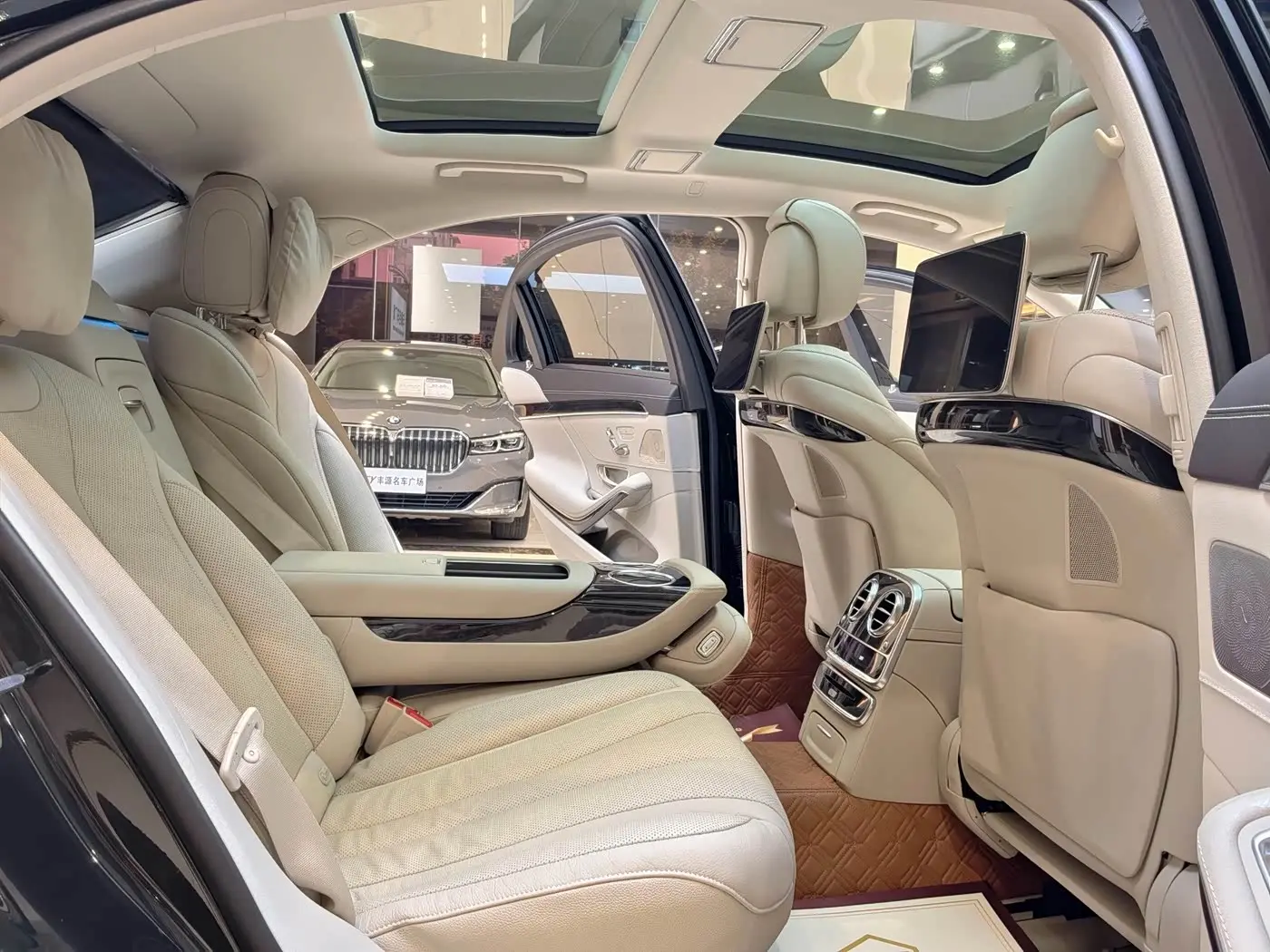 Mercedes-Benz S-Class 2019 — Фото 10/20
