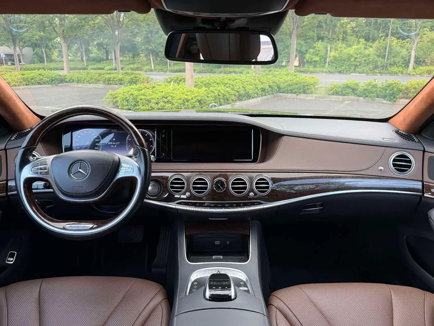 Mercedes-Benz S-Class 2017 — Photo 8/16