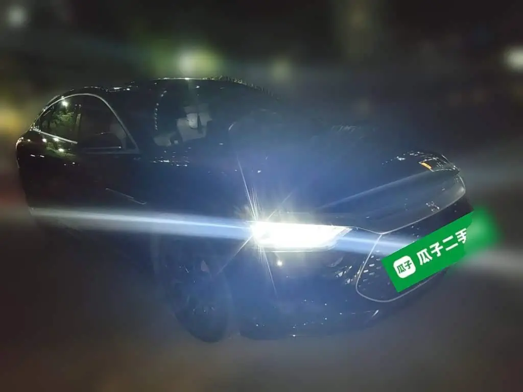 BYD Han 2024 — Photo 3/20