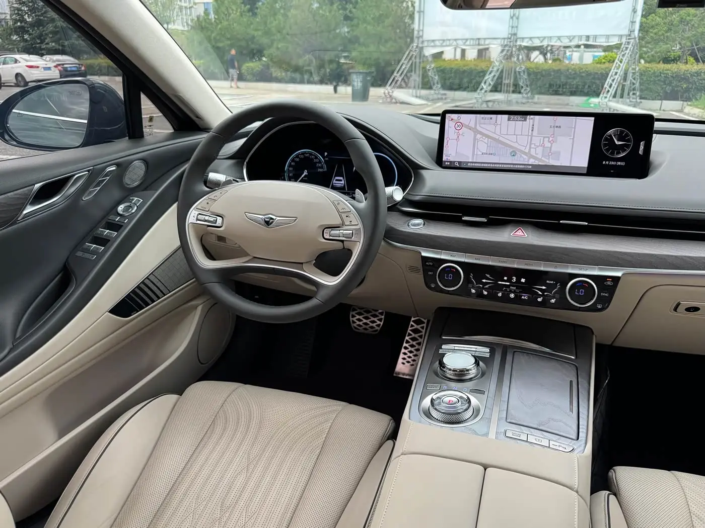 Genesis G80 2023 — Photo 10/19