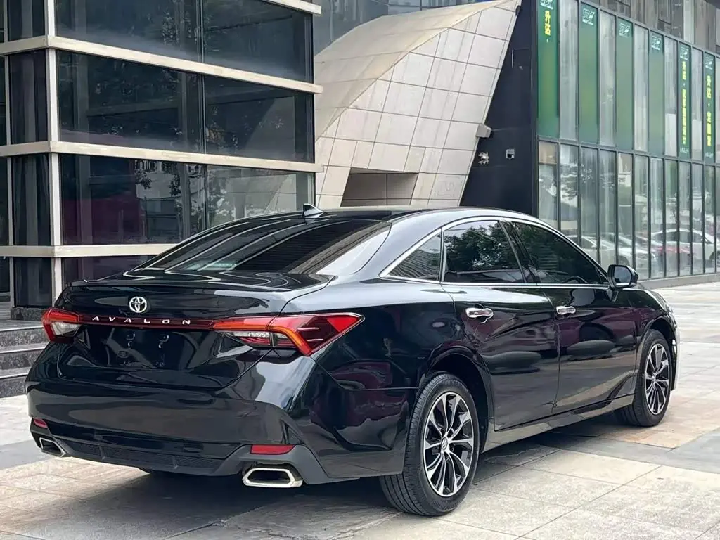 Toyota Avalon 2024 — Фото 15/20