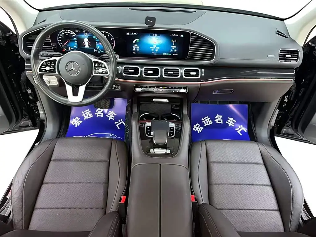 Mercedes-Benz GLE 2021 — Photo 8/14