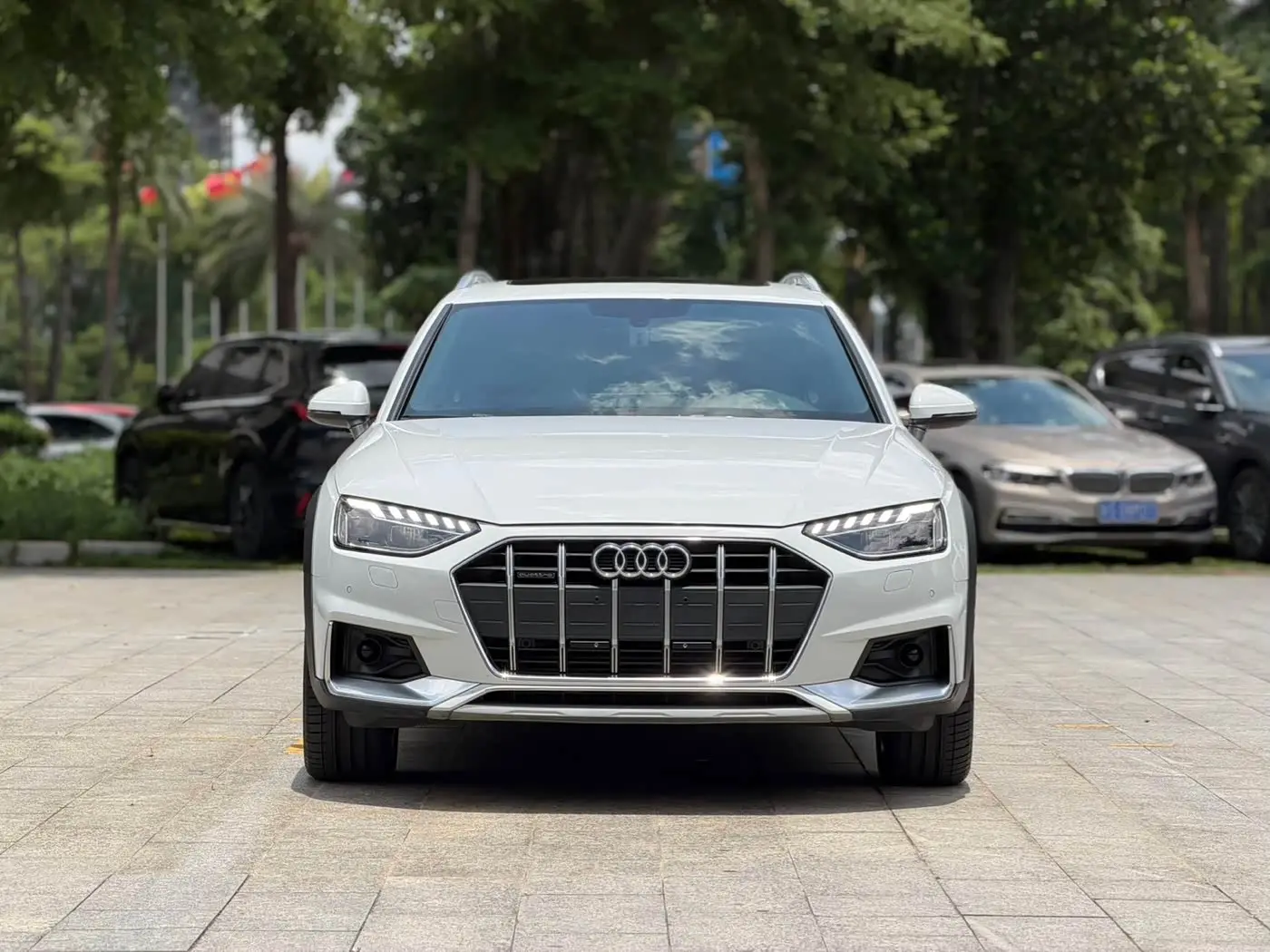 Audi A4 2021 — Photo 2/9