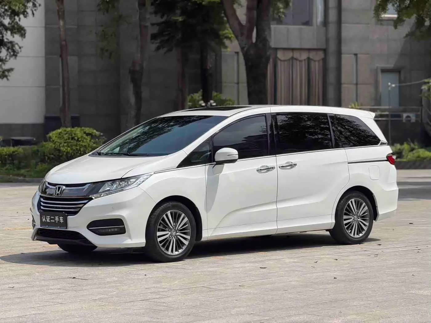 Honda Odyssey 2018 — Photo 1/9