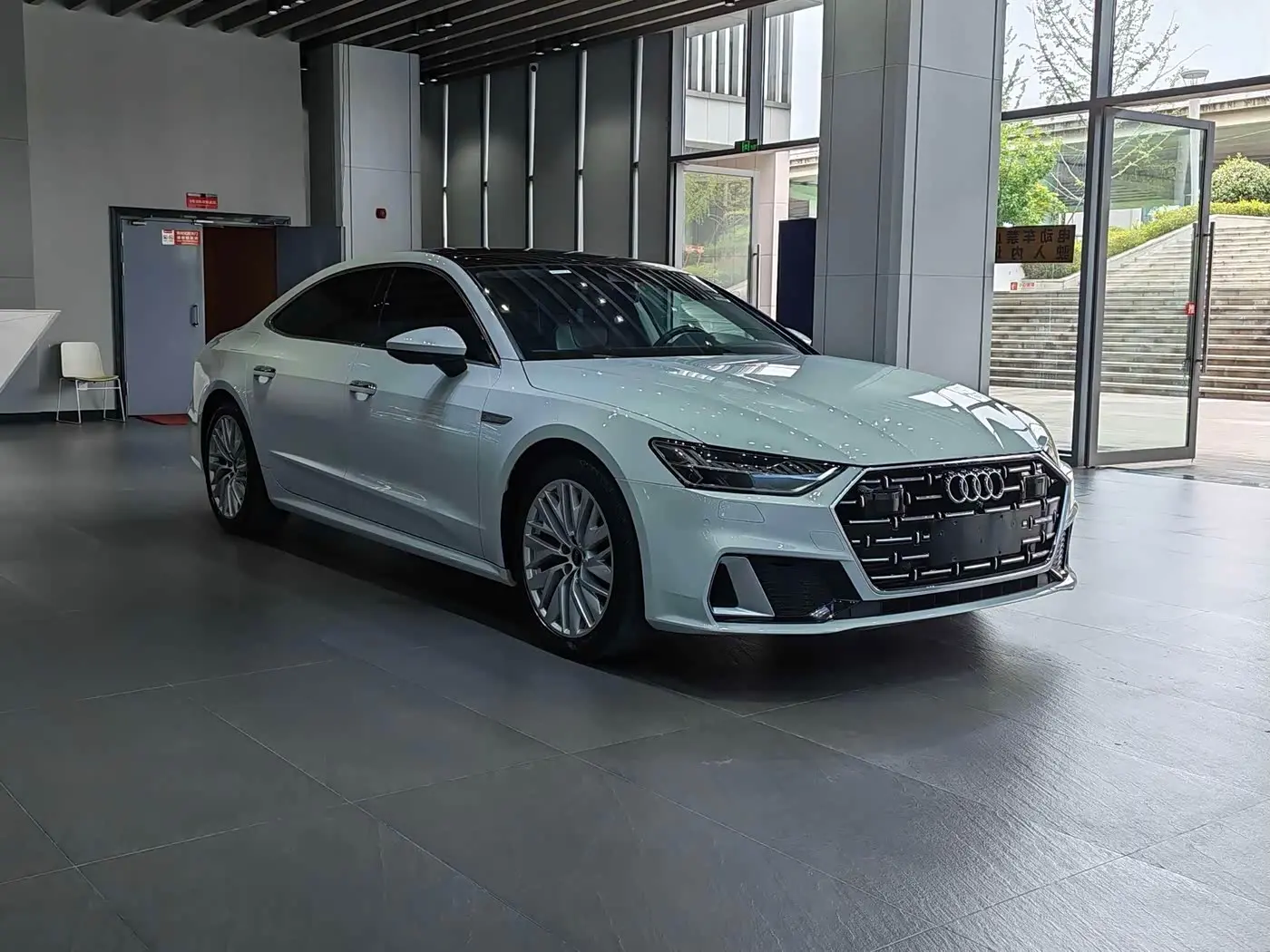 Audi A7L 2023 — ფოტო 3/20