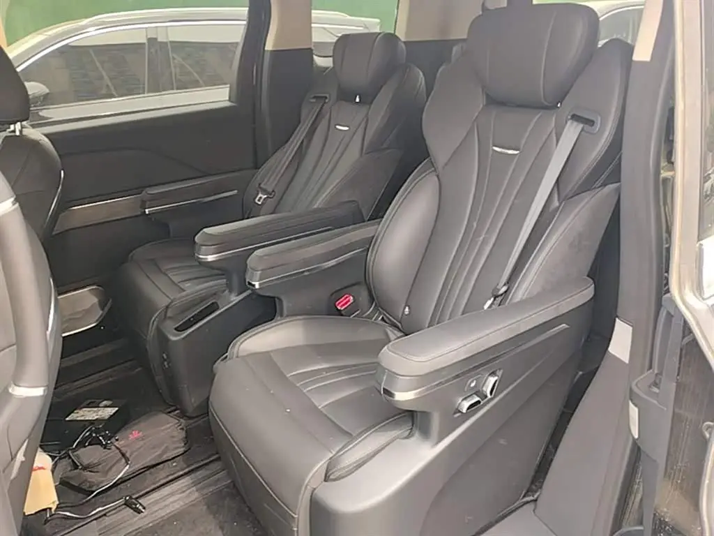 Hongqi HQ9 PHEV 2024 — Şəkil 17/20