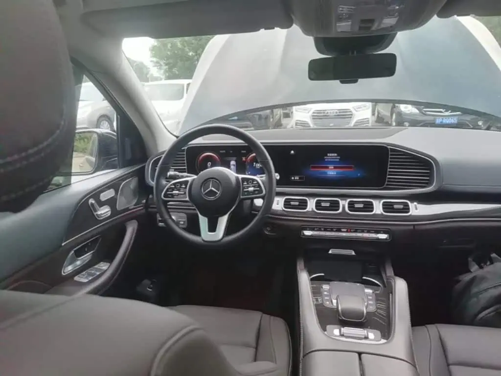Mercedes-Benz GLE 2021 — Фото 11/20