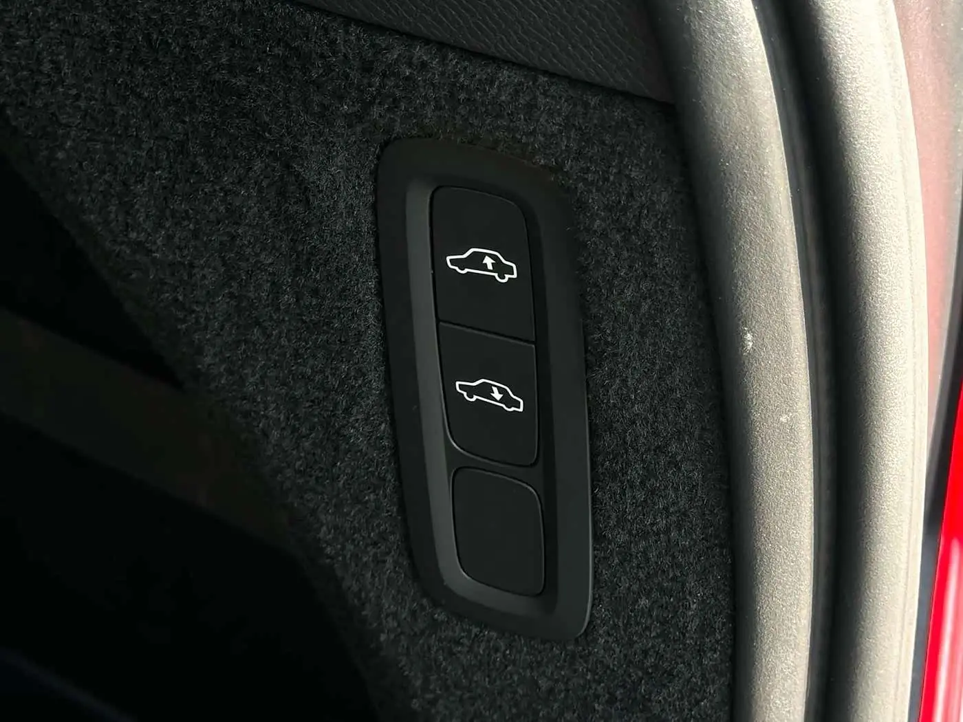 Volvo XC90 2018 — Фото 14/16