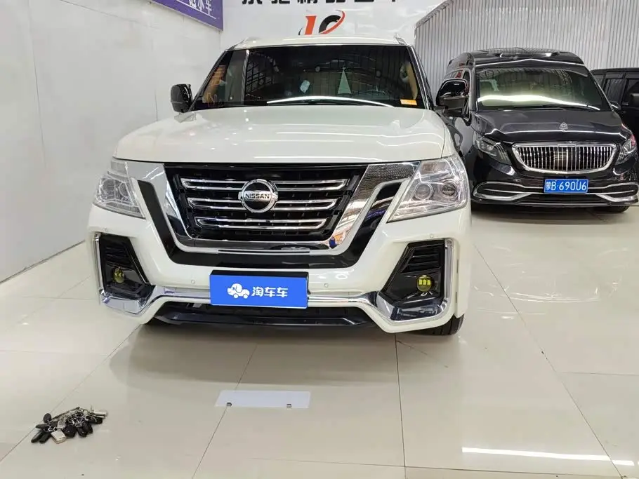Nissan Patrol 2019 — Photo 2/16