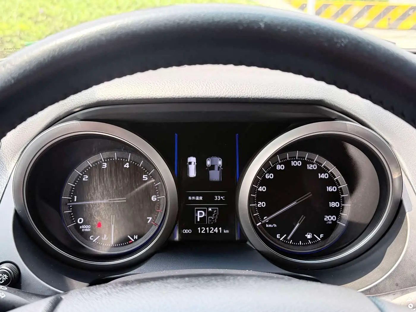 Toyota Prado 2016 — Photo 11/20