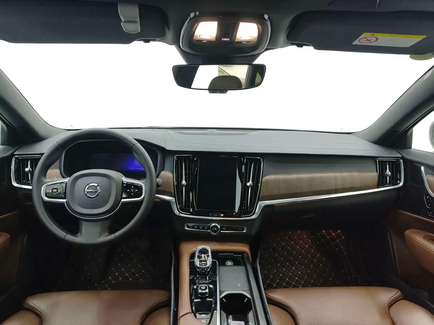 Volvo S90 2024 — Photo 12/20