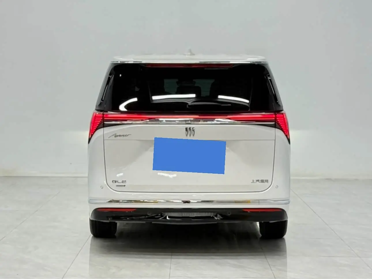 Buick GL8 New Energy 2025 — Photo 3/12