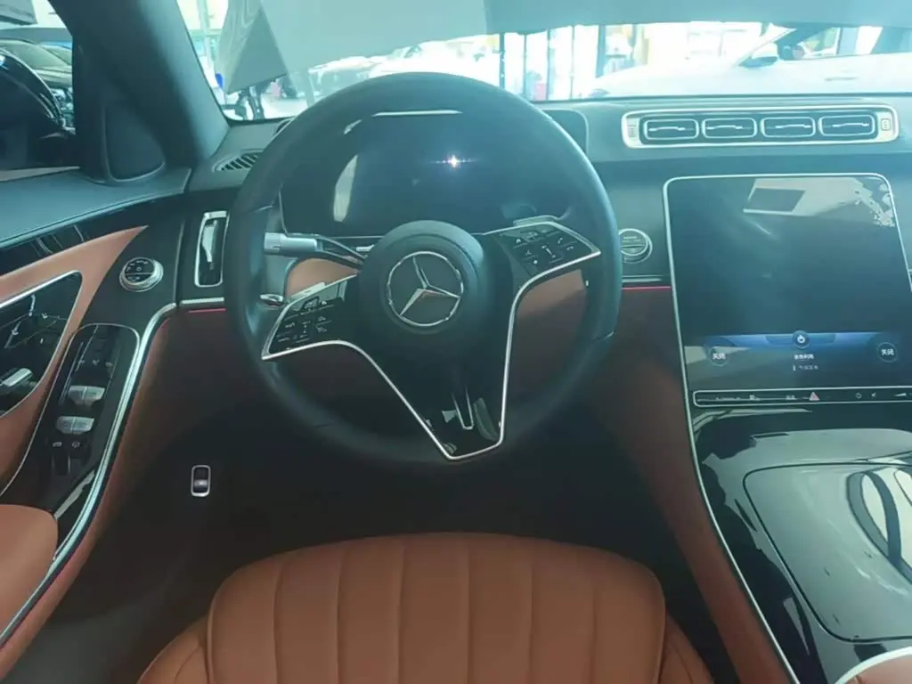 Mercedes-Benz S-Class 2022 — Photo 15/20