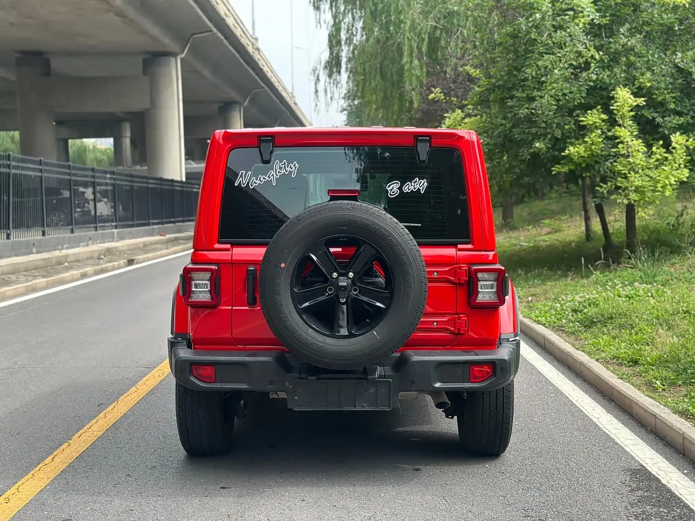 Jeep Wrangler 2022 — Фото 6/20