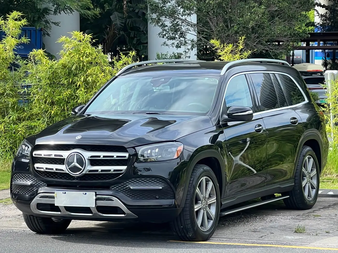 Mercedes-Benz GLS 2020 — Photo 1/20