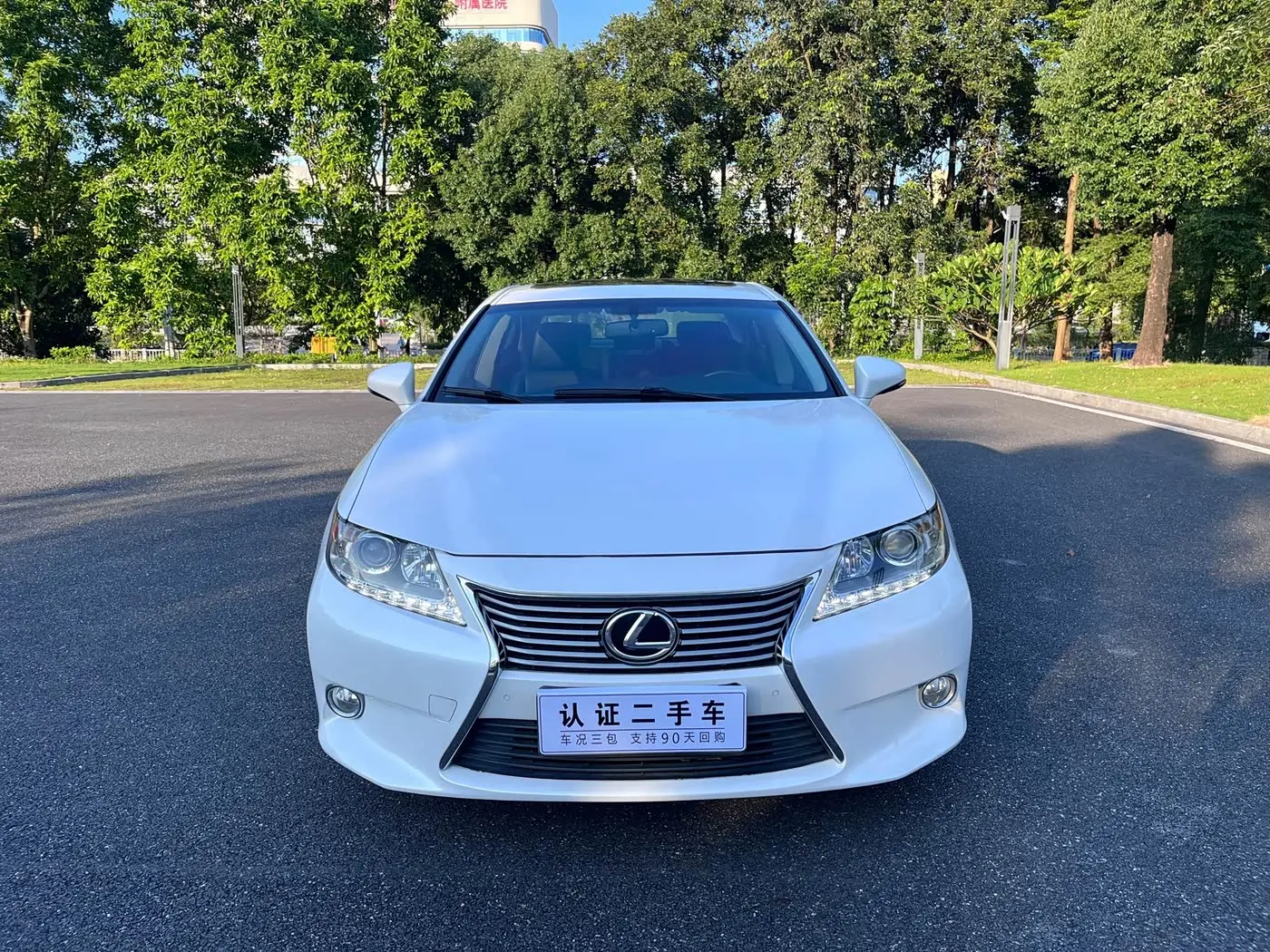 Lexus ES 2015 — Şəkil 2/19