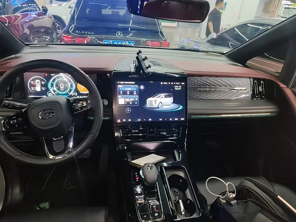 GAC Trumpchi Trumpchi M8 2023 — Şəkil 13/20