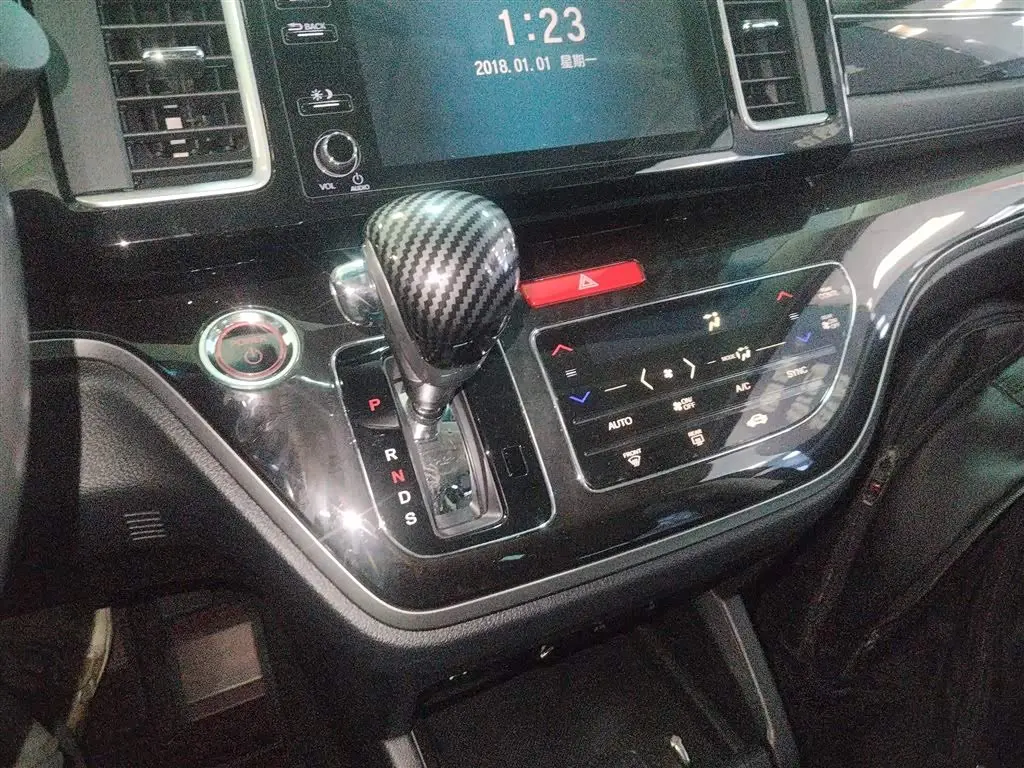 Honda Elysion 2020 — Photo 14/20