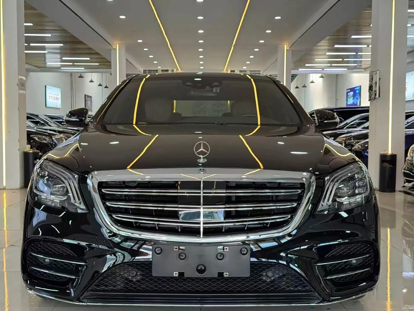 Mercedes-Benz S-Class 2017 — Photo 7/10