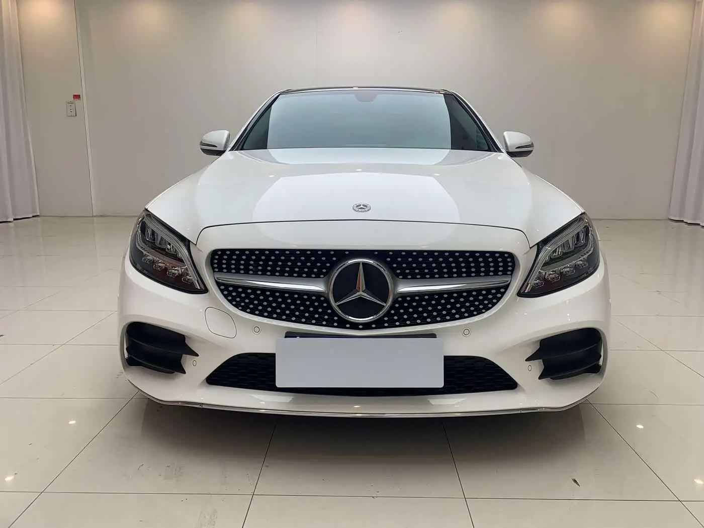 Mercedes-Benz C-Class 2021 — Photo 2/18