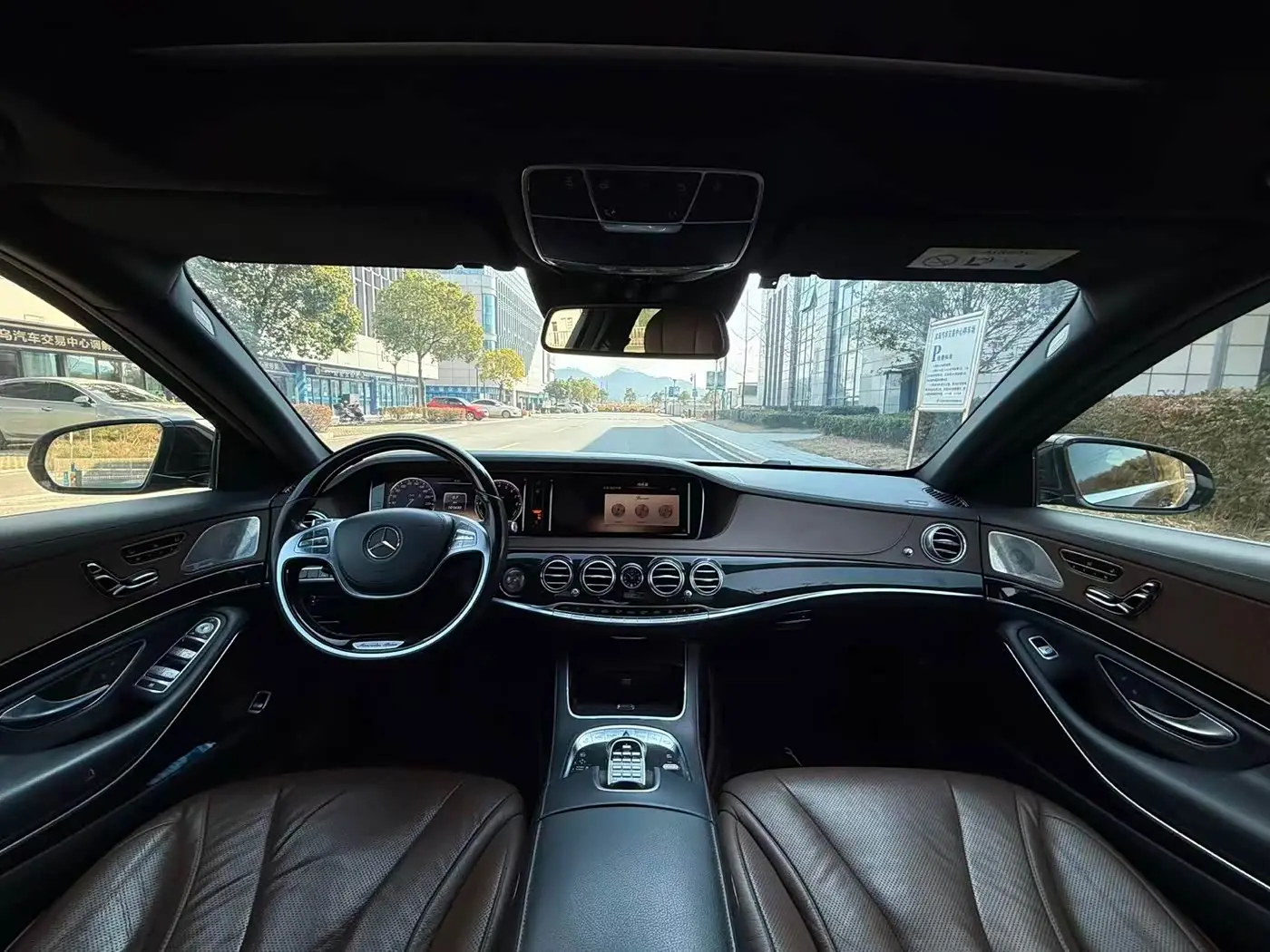 Mercedes-Benz S-Class 2014 — Photo 6/18