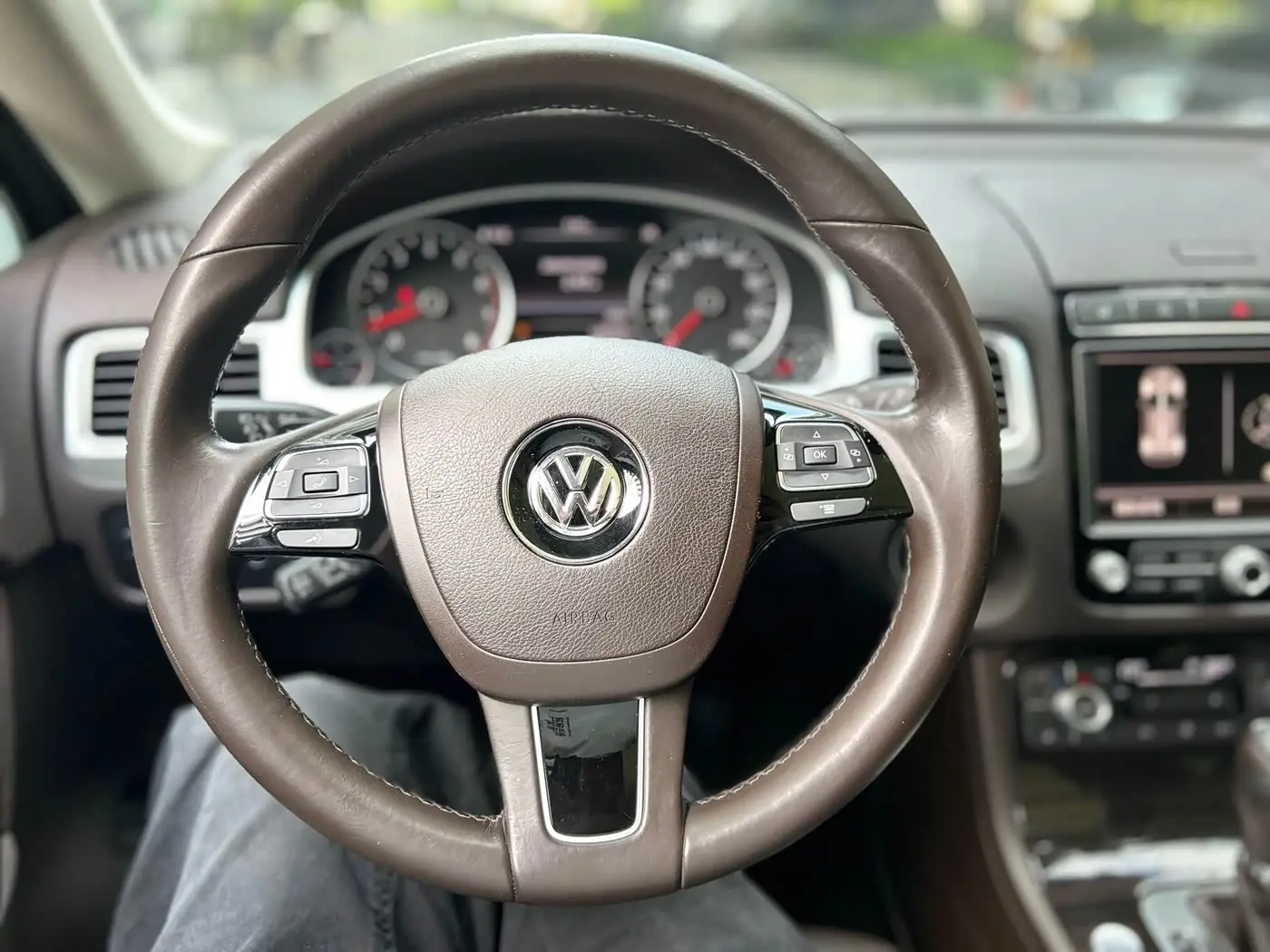 Volkswagen Touareg 2017 — Фото 10/19