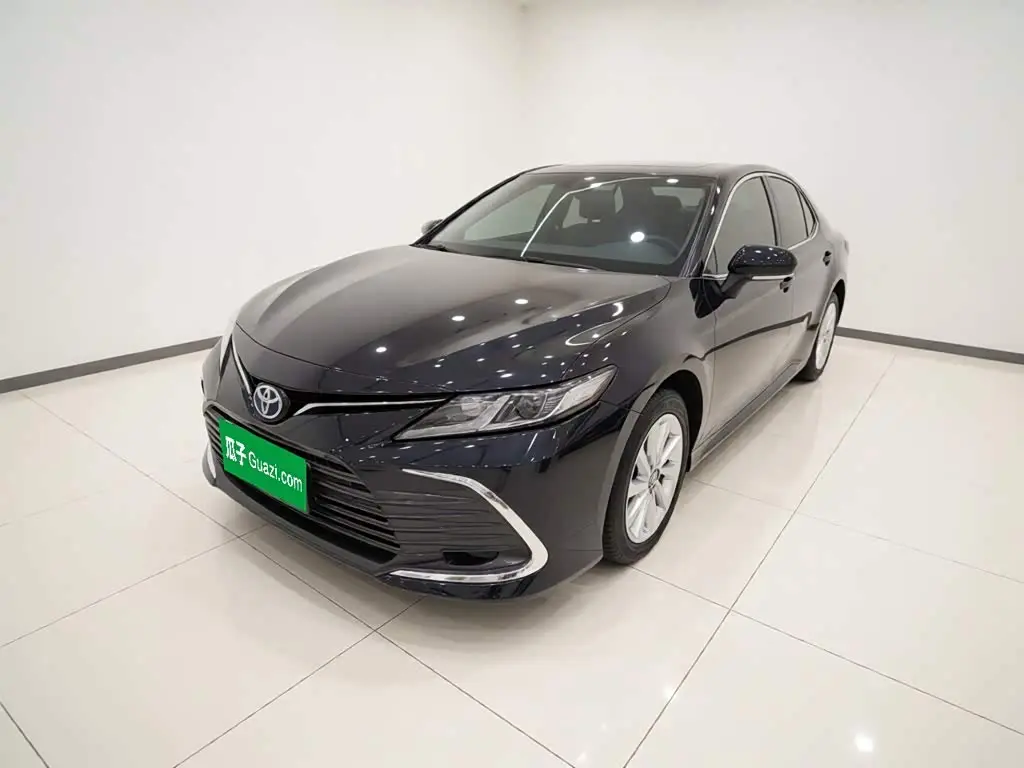 Toyota Camry 2024 — Şəkil 2/20