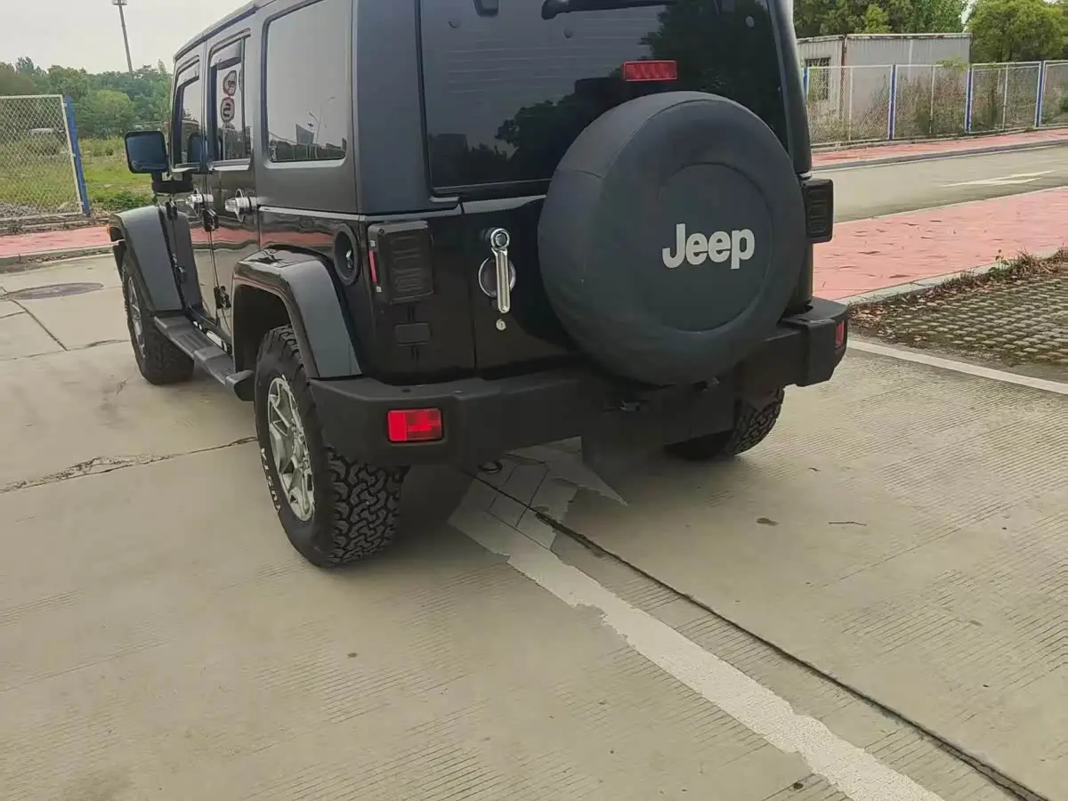 Jeep Wrangler 2016 — Photo 5/20