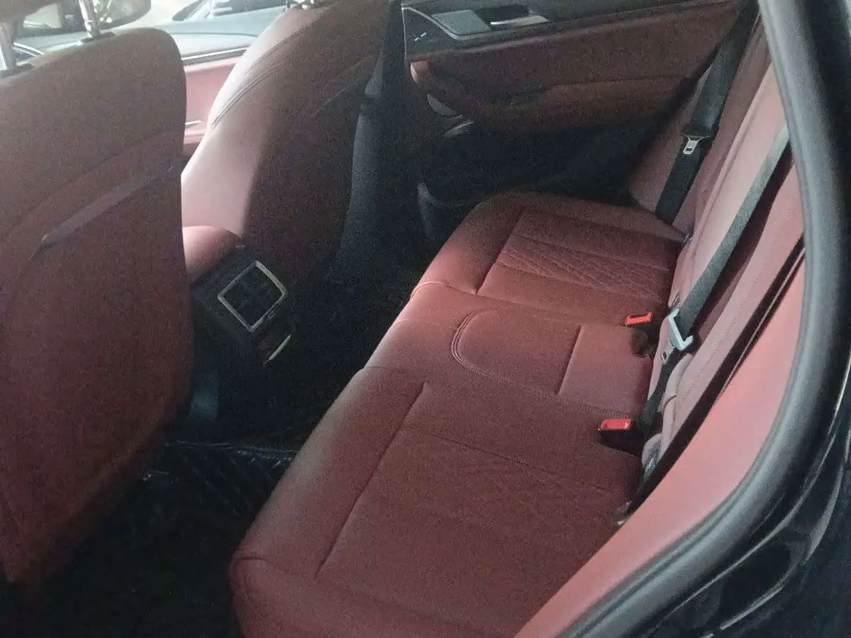 BMW X3 2024 — Photo 8/10