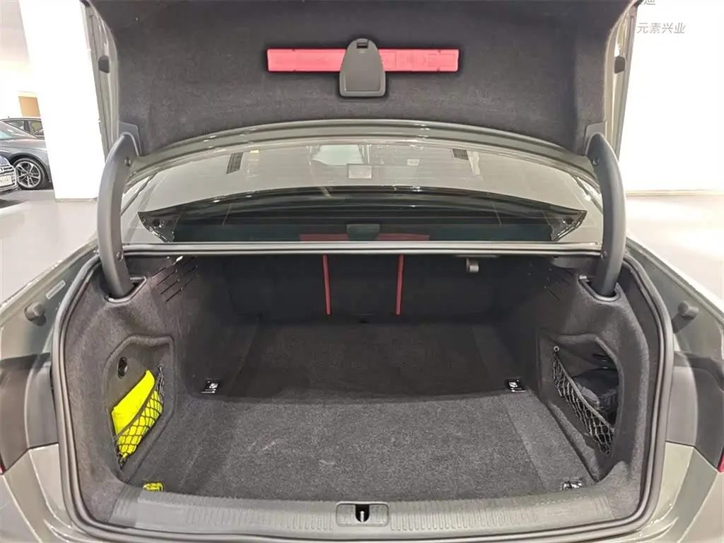 Audi S4 2024 — Photo 9/19