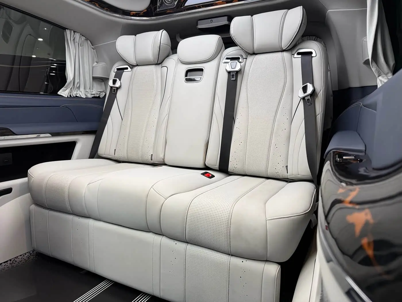 Mercedes-Benz Vito 2023 — Şəkil 8/15
