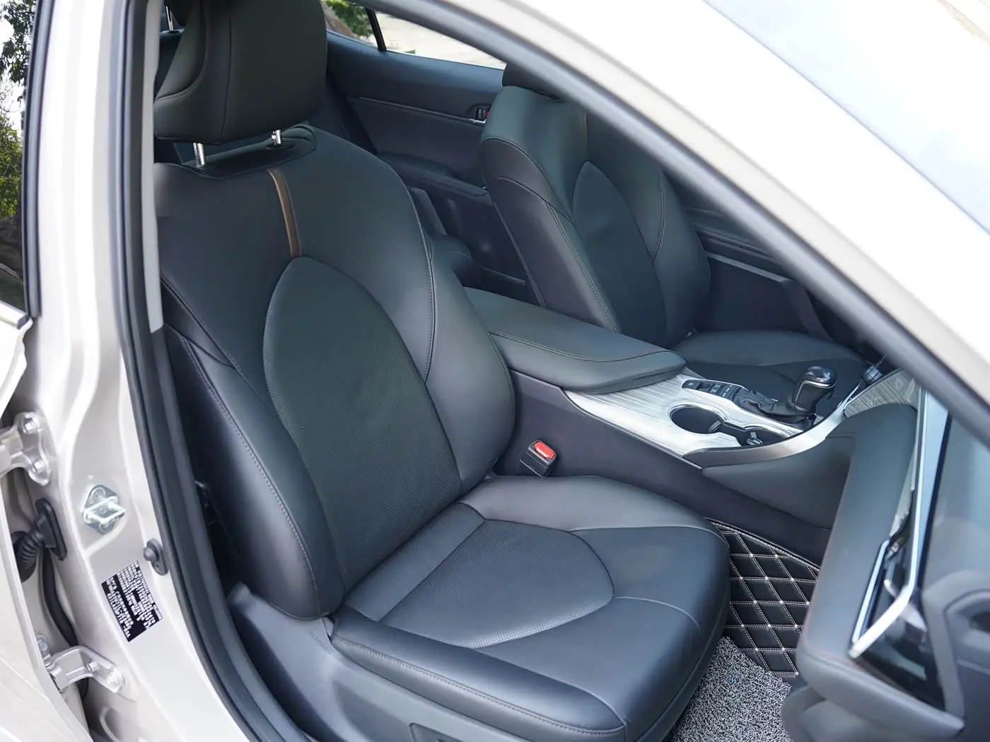 Toyota Camry 2020 — Фото 14/20