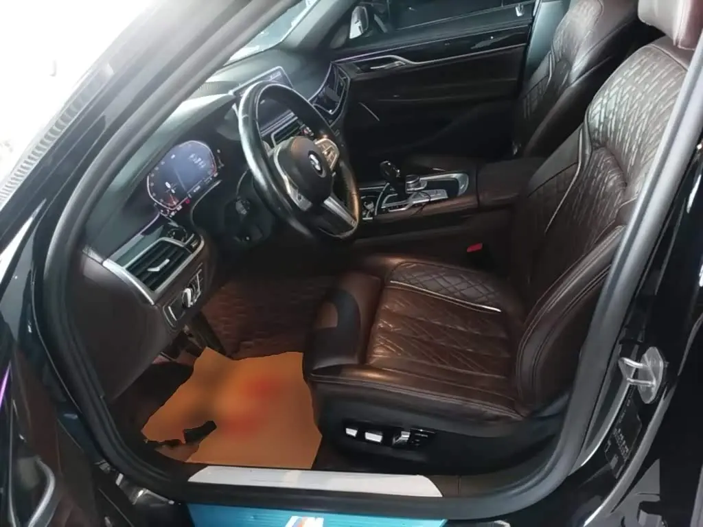 BMW 7 Series 2020 — Şəkil 15/20