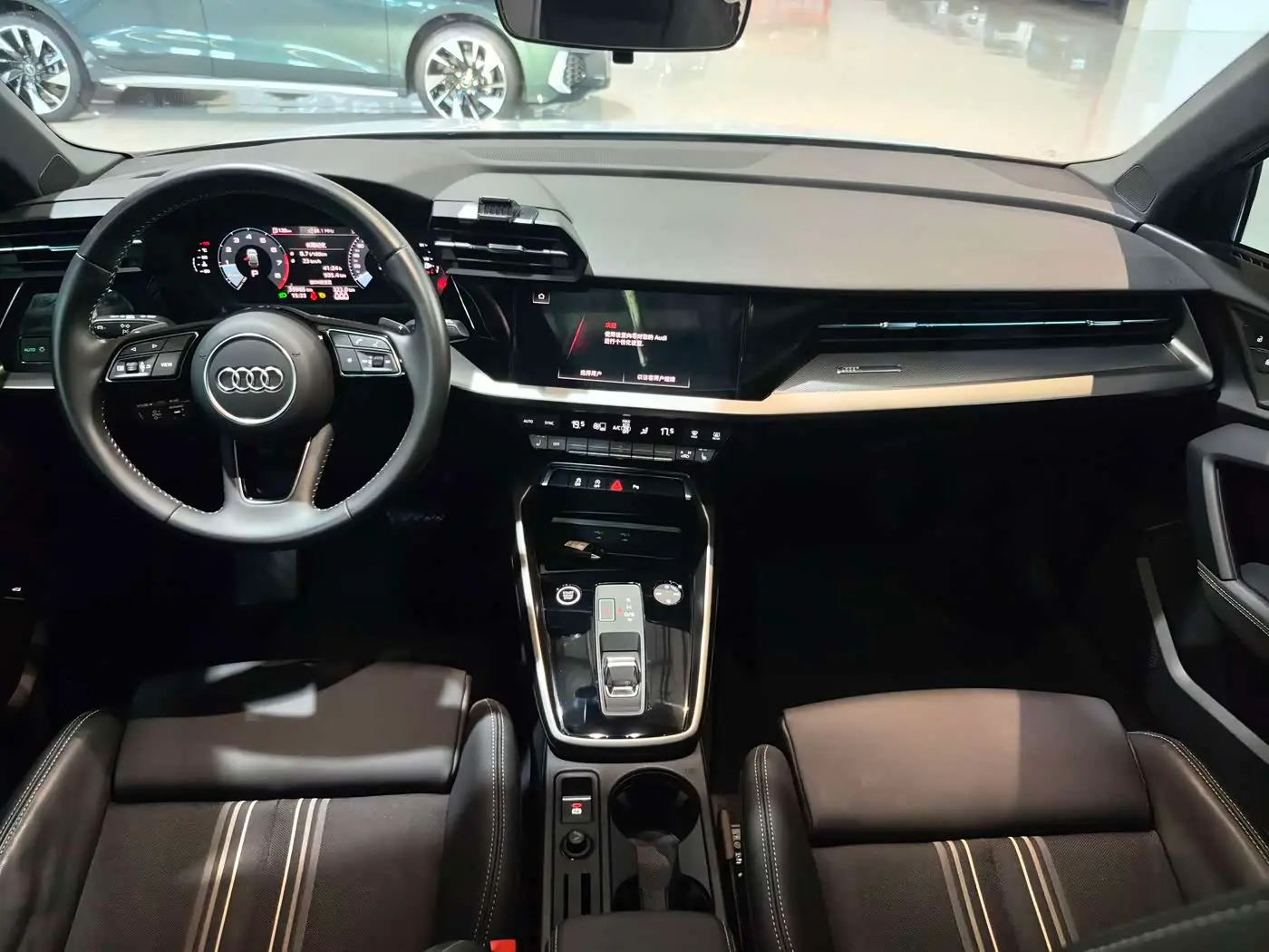 Audi A3 2022 — Photo 8/13