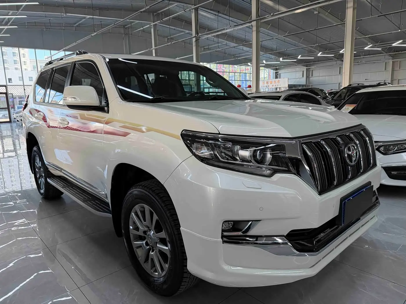 Toyota Prado 2019 — Photo 3/18
