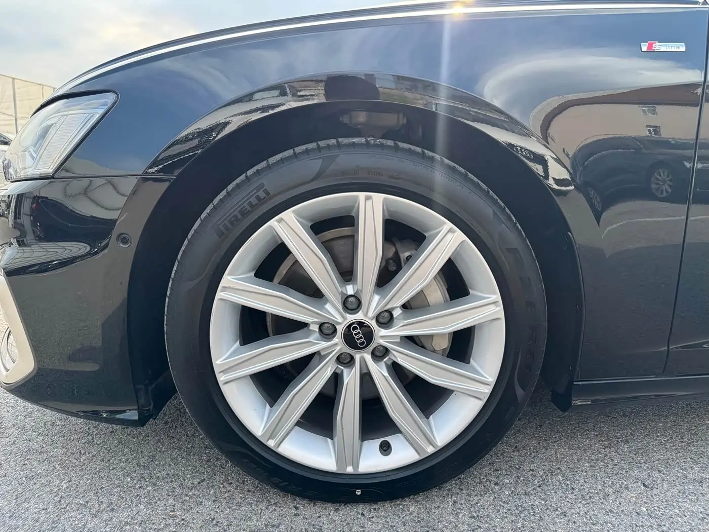 Audi A6L 2024 — Photo 18/19