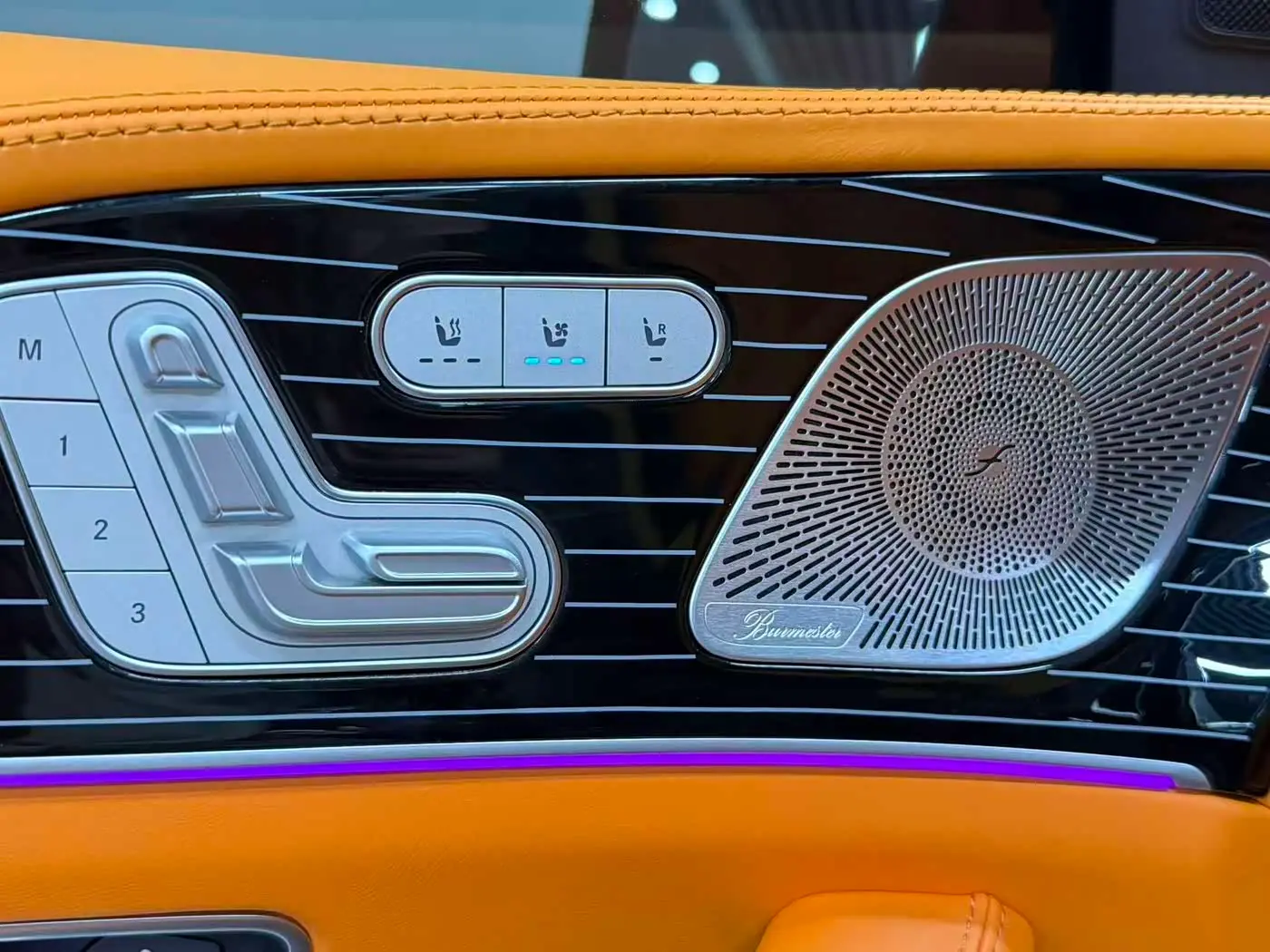 Mercedes-Benz GLS 2020 — Photo 19/20