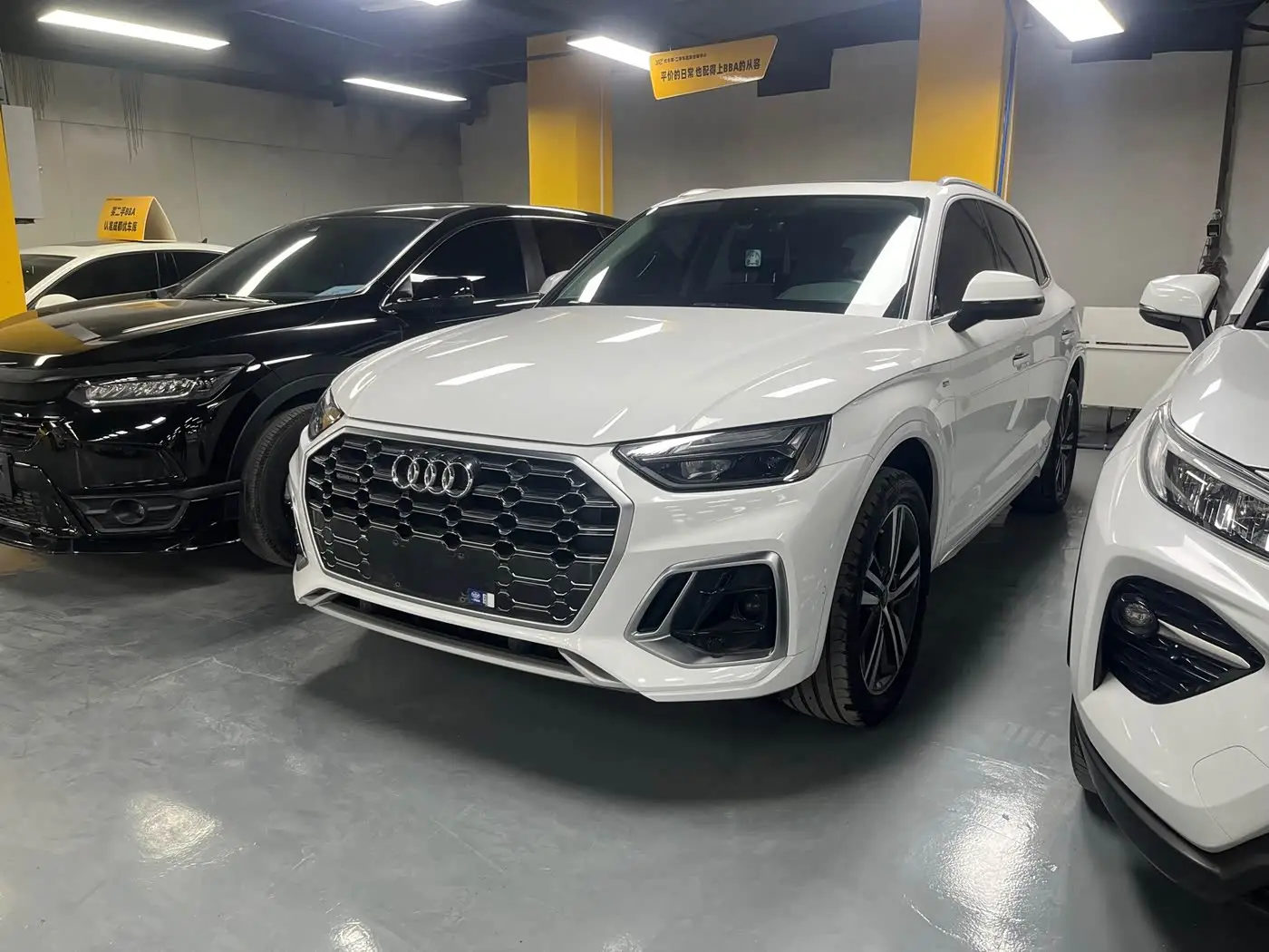 Audi Q5L, 2022