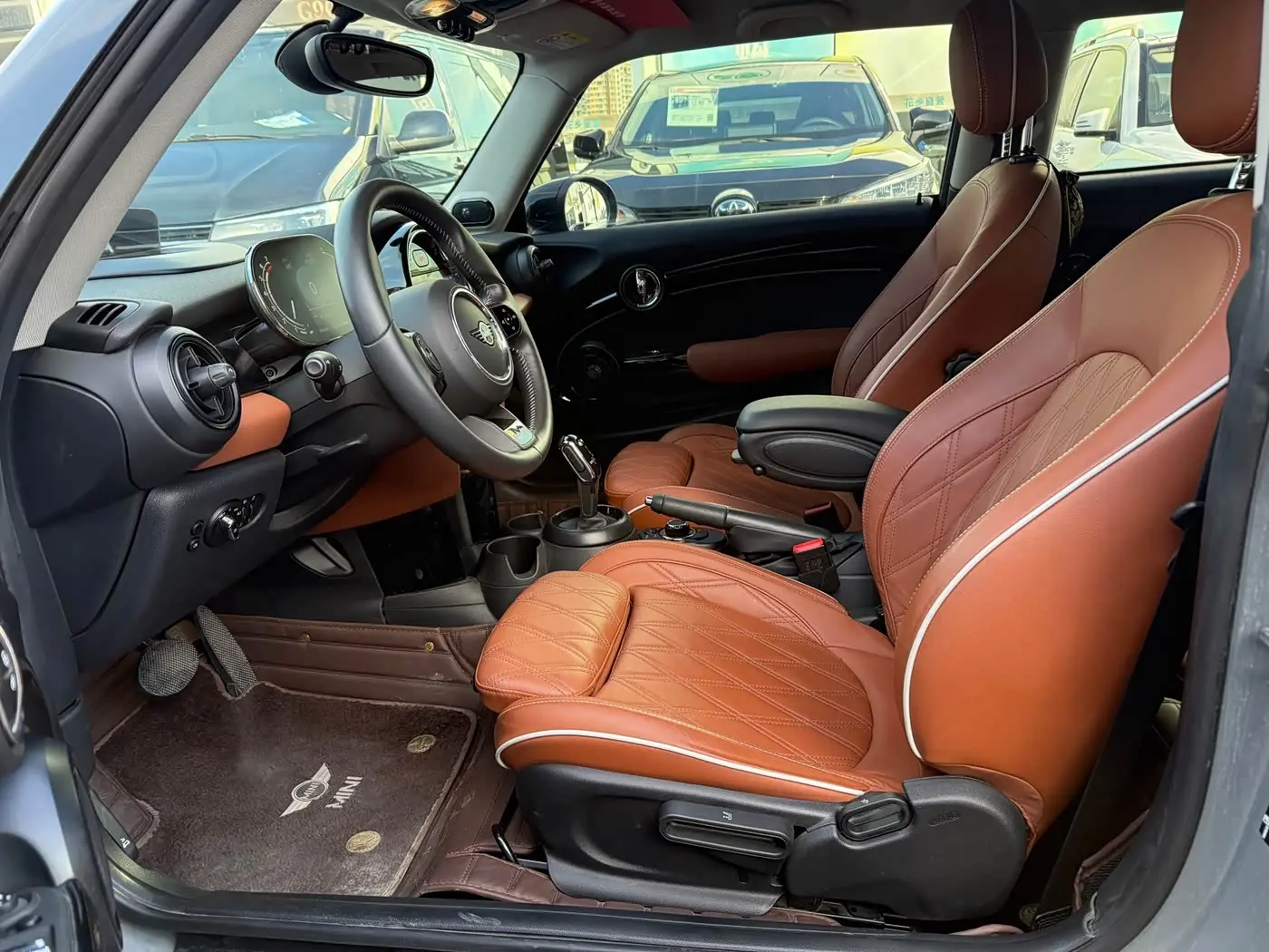 MINI MINI 2023 — Photo 11/18