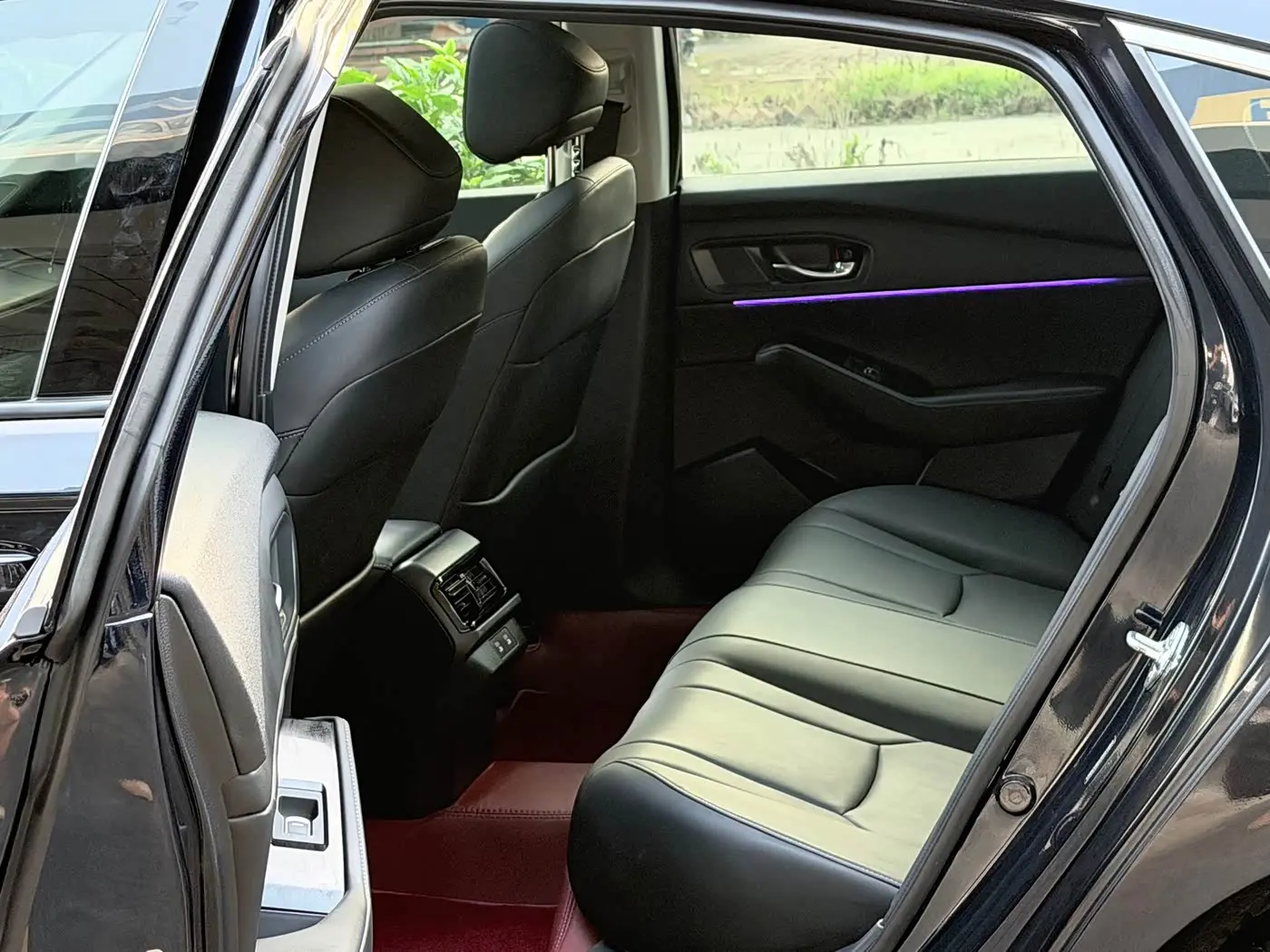 Honda Accord New Energy 2025 — Photo 8/14
