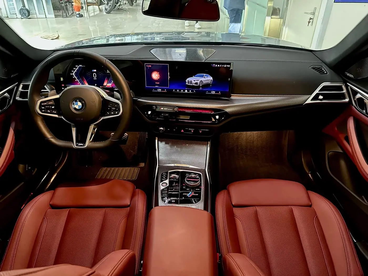 BMW 4 Series 2025 — Photo 14/20