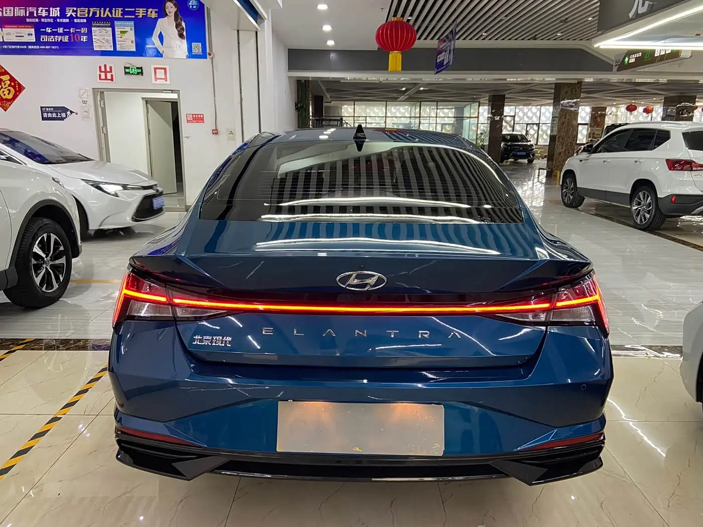 Hyundai Elantra 2023 — Photo 5/20